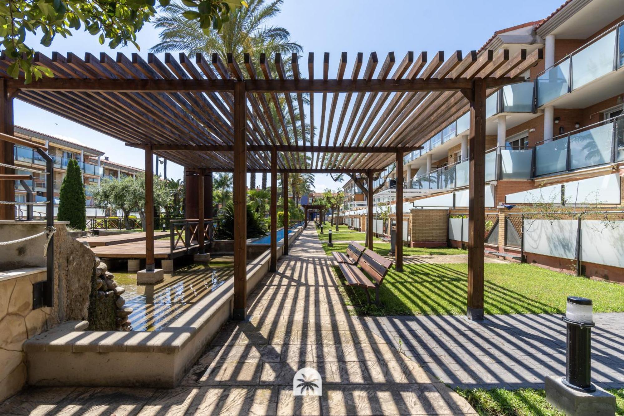 Mediterranean Way - Port Marino Castell De Tona Cambrils Exterior photo